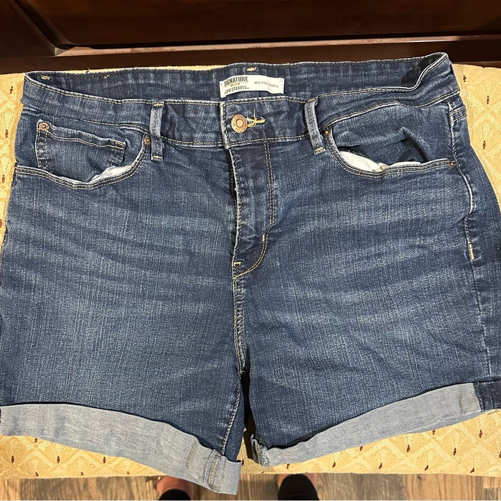 Levi denim Blue Women Shorts Size 12 W31